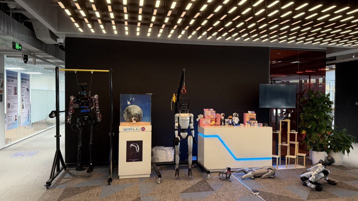 AI toy R&D and quality testing team